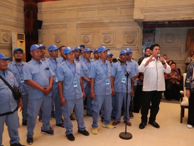 Acara “Pelepasan Transmigrasi Provinsi Jawa Timur 2024.” Acara tersebut berlangsung di aula Kantor Gubernur Jawa Timur, dipimpin Wakil Menteri Transmigrasi Viva Yoga Mauladi.