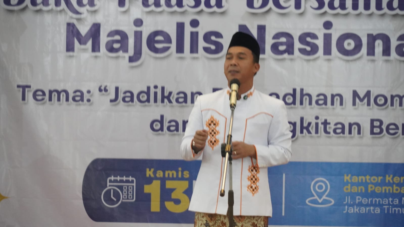 Menteri Kependudukan dan Pembangunan Keluarga sekaligus Kepala BKKBN, Dr. Wihaji, S.Ag., M.Pd dalam acara Buka Bersama MN KAHMI di Jakarta pada Kamis (14/3/2025). Sumber foto : Media Center Kemendukbangga/BKKBN