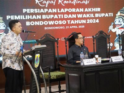 Komisi Pemilihan Umum (KPU) Kabupaten Bondowoso menggelar Rapat Koordinasi Persiapan Laporan Akhir Pemilihan Bupati dan Wakil Bupati Bondowoso Tahun 2024. Kegiatan ini berlangsung pada Senin, 21 April 2025, bertempat di Pendopo Raden Bagus Asra.
