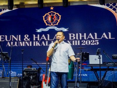 Bambang Soesatyo dalam acara Reuni Ikatan Alumni Lemhanas di Kompleks Parlemen Jakarta pada Jum'at (11/4/2025).