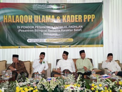 Forum Halaqah Ulama di Pondok Pesantren Fadhlul Fadhlan, Semarang, Sabtu (3/05)