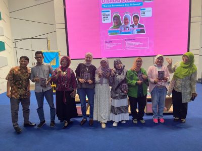 Diskusi dan Bedah Buku Karena Perempuan, Aku Di-Cancel” (Kumpulan 16 Puisi Esai Kisah Perempuan yang Menyayat Hati), karya Mila Muzakkar di Ruang Teater Fakultas A, Universitas Islam Internasional Indonesia (UIII), Depok, Jumat (16/5/2025).