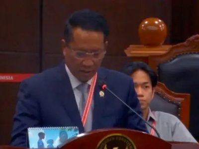 Menteri Hukum RI, Supratman Andi Agtas mewakili pemerintah dalam sidang uji formil Undang-Undang Nomor 3 Tahun 2025 tentang Perubahan atas UU Nomor 34 Tahun 2004 tentang Tentara Nasional Indonesia (UU TNI) di MK. Sumber foto : Istimewa.