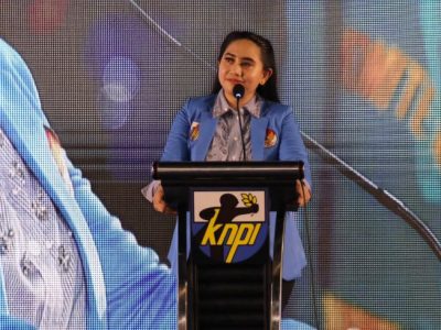 Ketua Umum DPP KNPI, Putri Khairunnisa