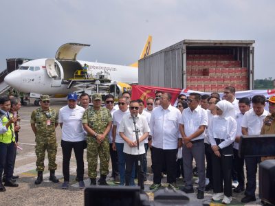 Wakil Ketua DPR RI Sufmi Dasco Ahmad Memimpin Pelepasan Bantuan Logistik DPR RI Untuk Korban Banjir.