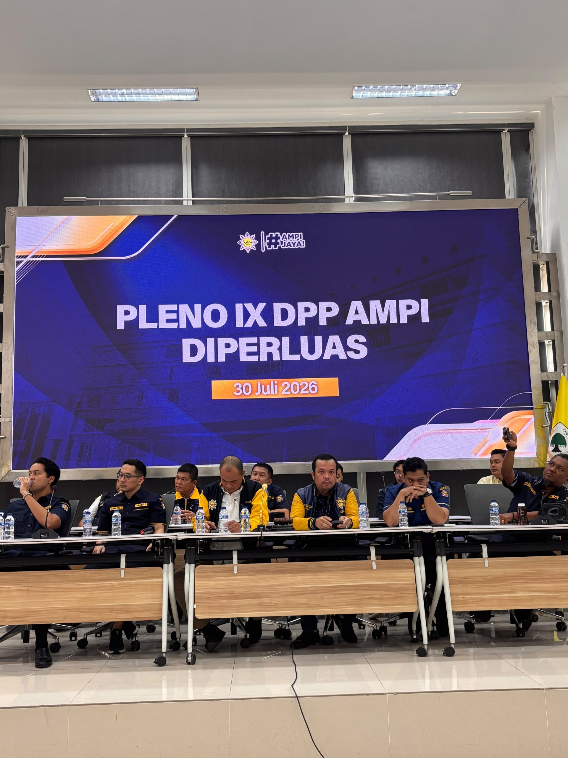 Rapat Pleno DPP AMPI Tetapkan Mafa Uswanas sebagai Plt Ketua Umum, Rekomendasikan Pemecatan Jerry Sambuaga
